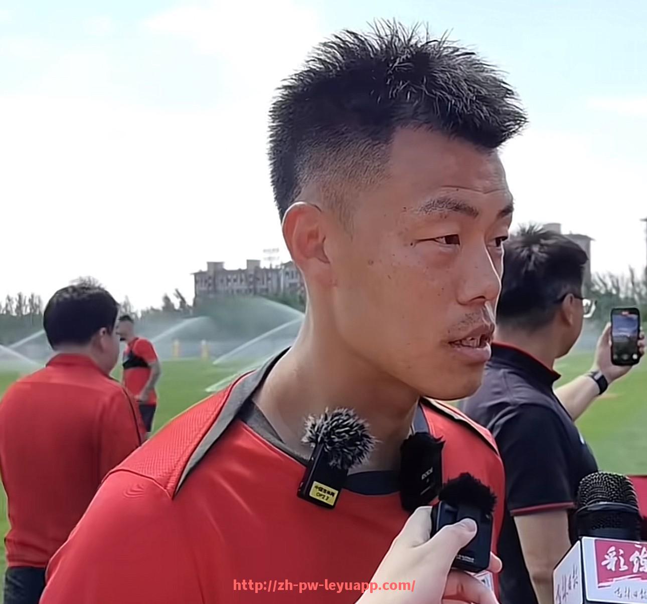 乐鱼体育入口-世俱杯商业合作合同条款解析：关键条文与风险提示